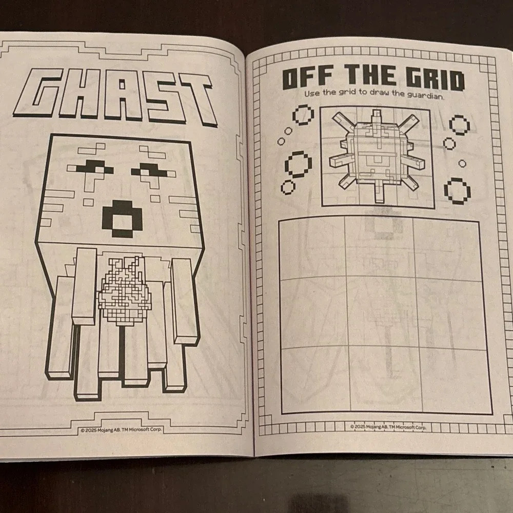 Minecraft Jumbo Coloring and Activity Book Stand Up Steve Figure Bendon Ages 3‎